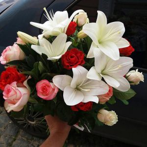 букет из роз и лилий в Мариуполе фото