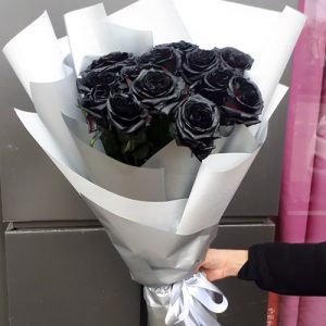 25 чёрных роз в Мариуполе фото