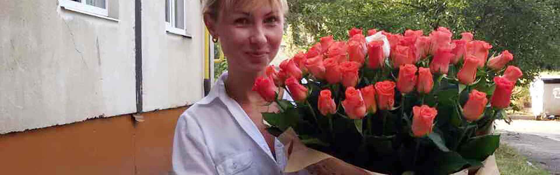 большой букет роз в Мариуполе с доставкой